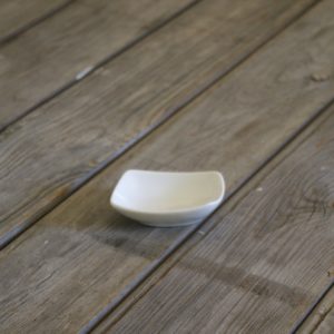 idée de support en porcelaine petite coupelle rectangle